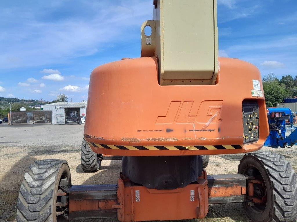 Sold - Articulated Boom Lift - View 2